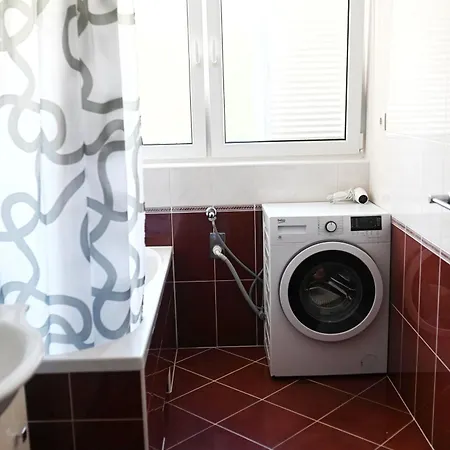 Marulianus 아파트